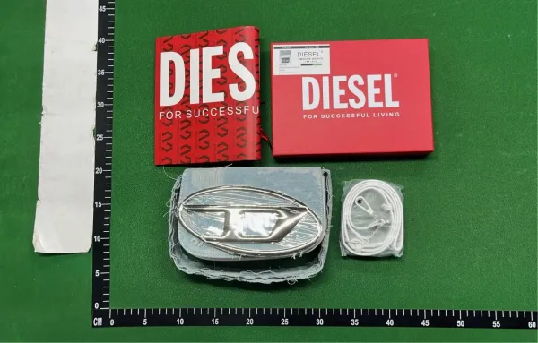 Diesel D-Logo Black Leather Wallet and Belt Set - 12