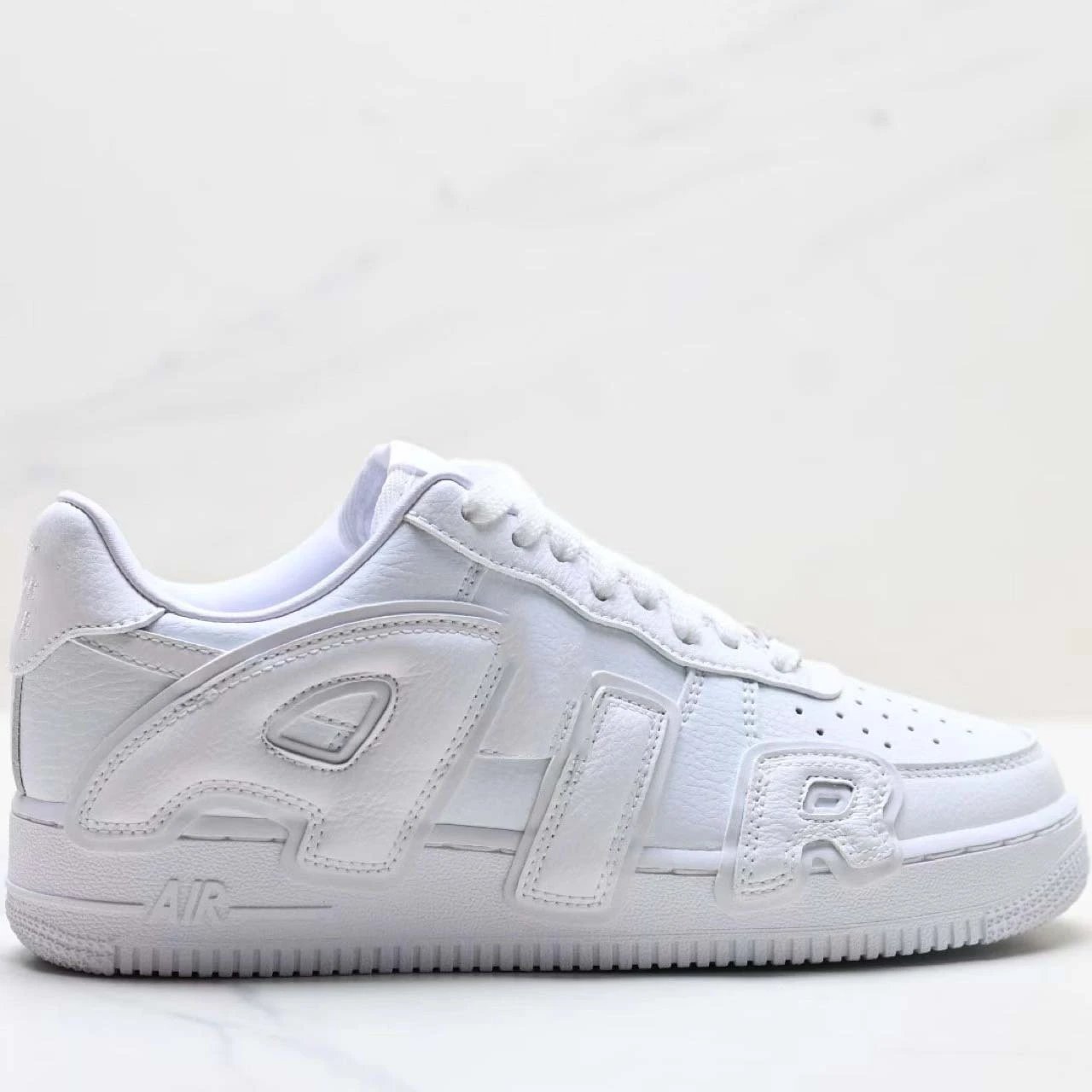Air White