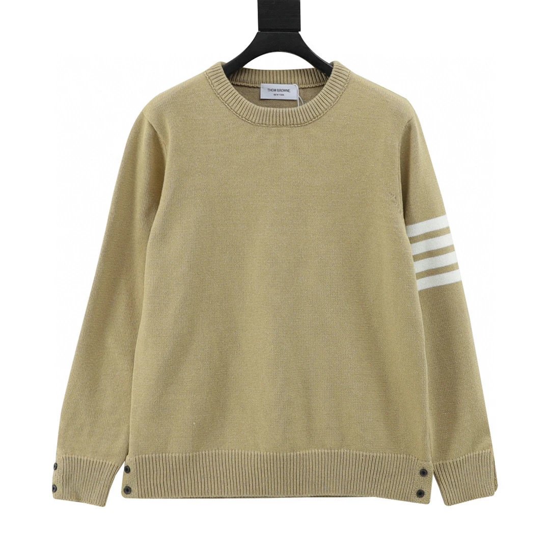 Color woven four bar round neck sweater