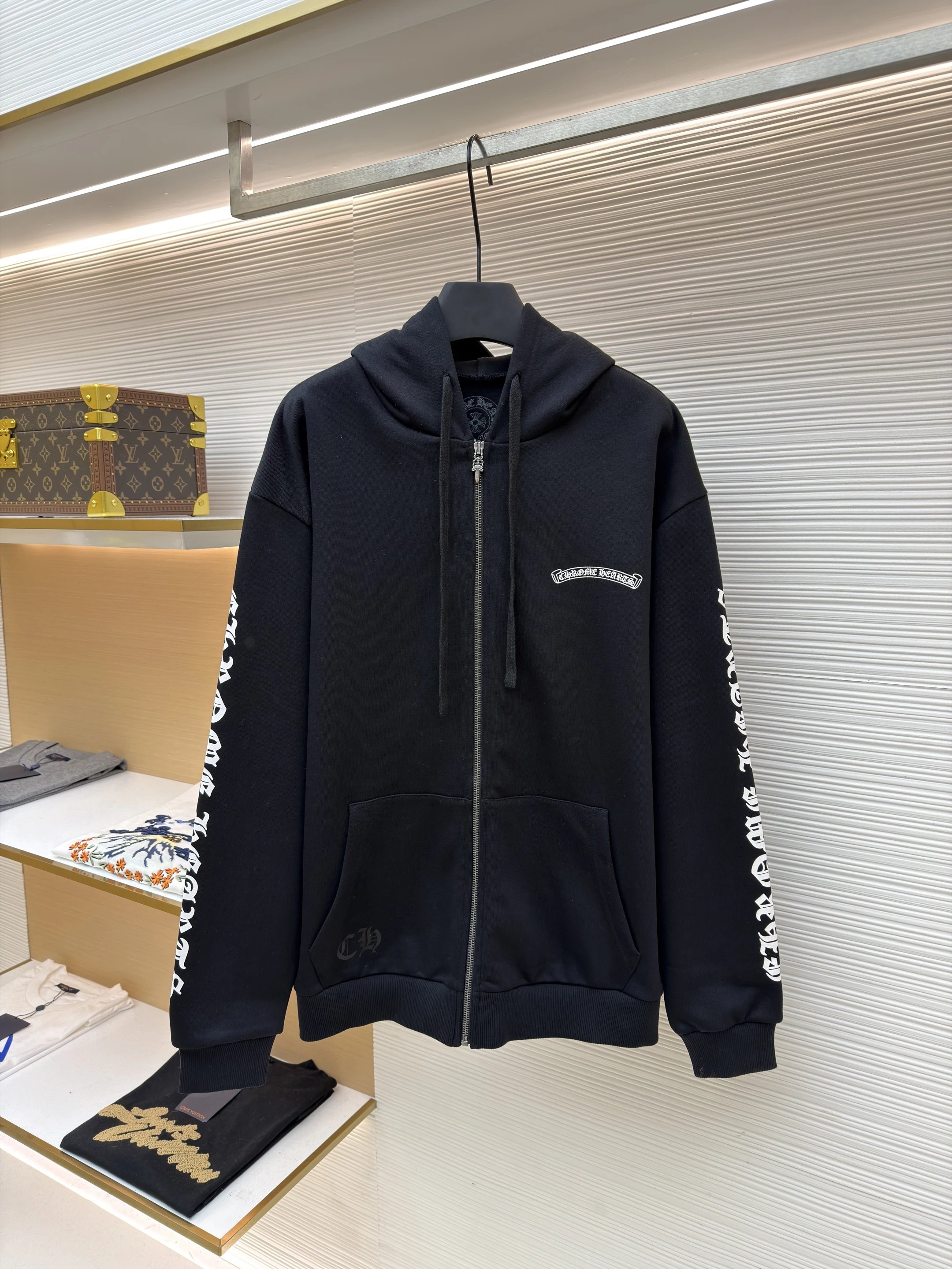 Chr Sanskrit Roller Zipper Jacket