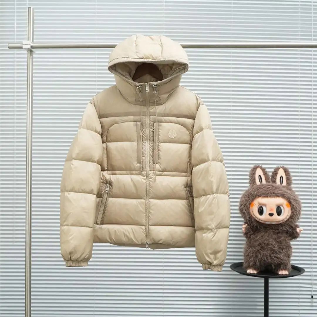 M0NCIe FW25 Apricot