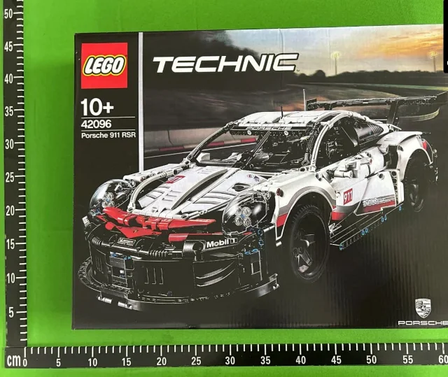 LEGO Uncategorized FIFA World Cup Official Trophy 43020 Building Set product detail image 7