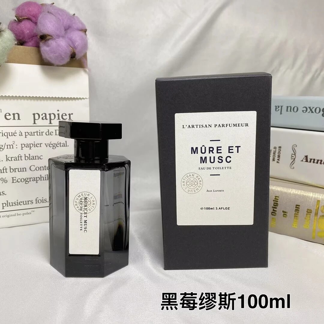 L'Artisan Parfumeur Perfume QC photos