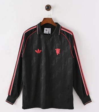 24-25 Manchester United Retro Black