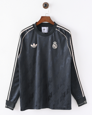 24-25 Real Madrid Retro