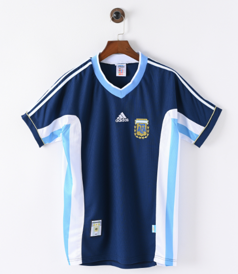 In the 1998 season, Argentina played away from home