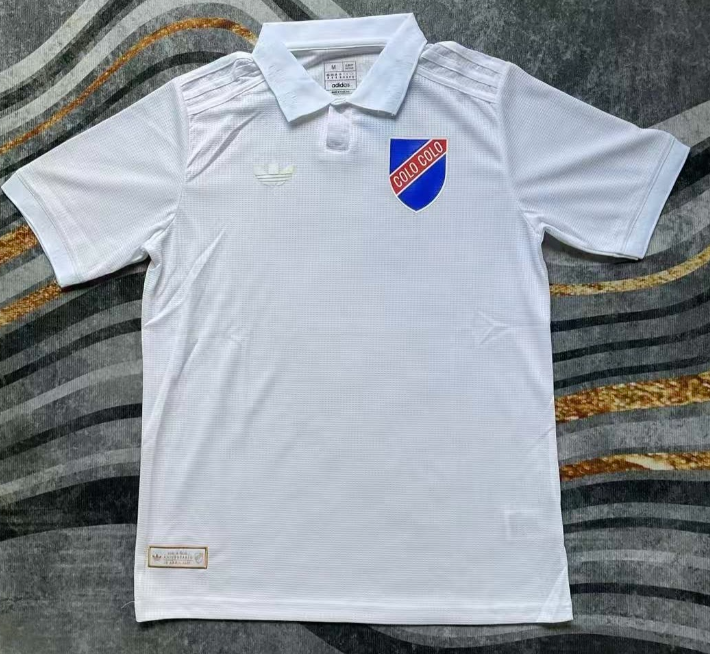 25-26 Fan Colo Colo