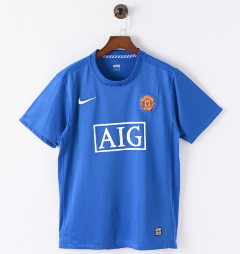 08/09 Manchester United's second away game