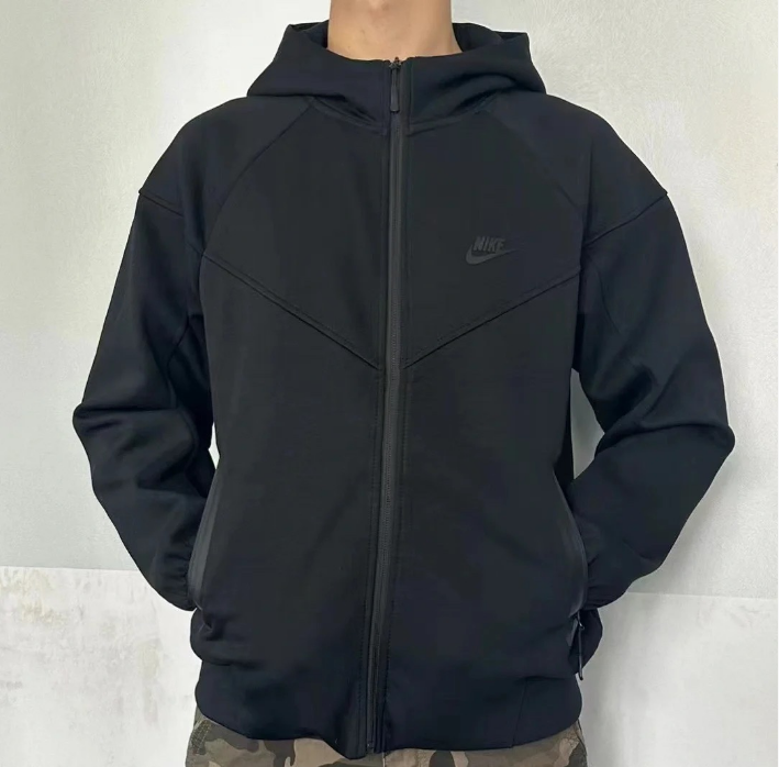 tech hoodie black