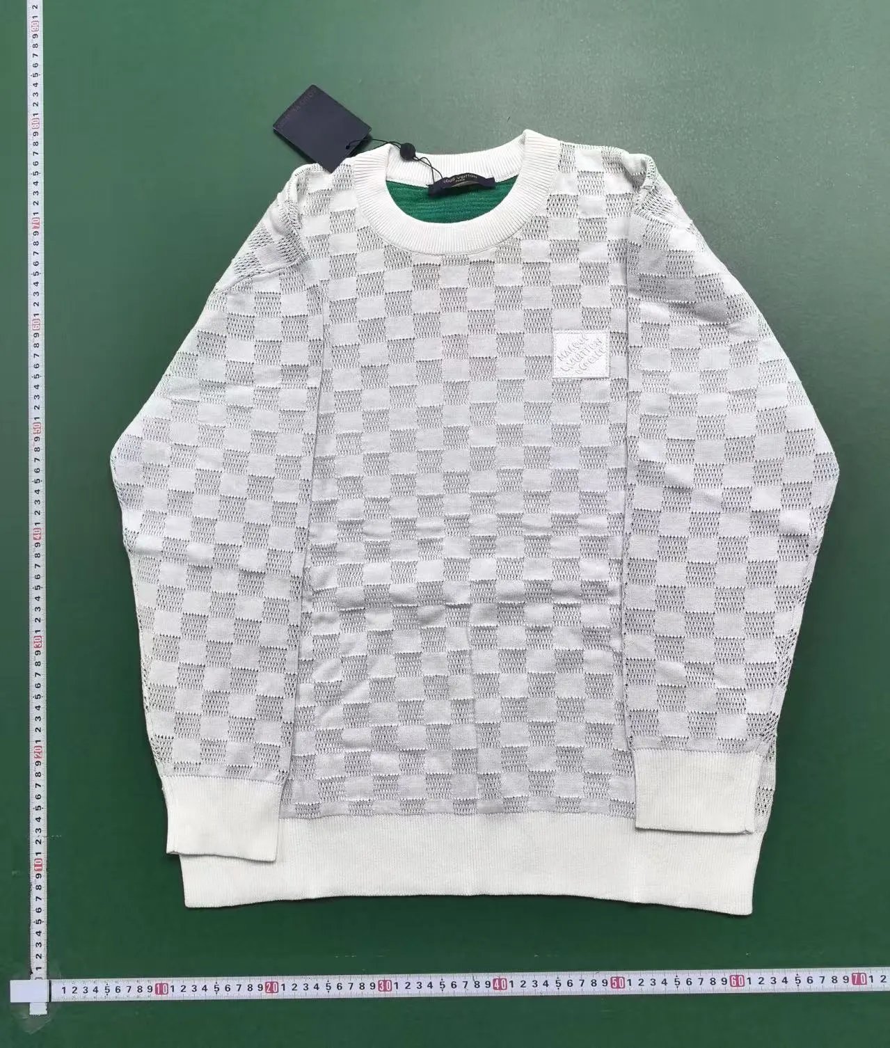 Sweater 3