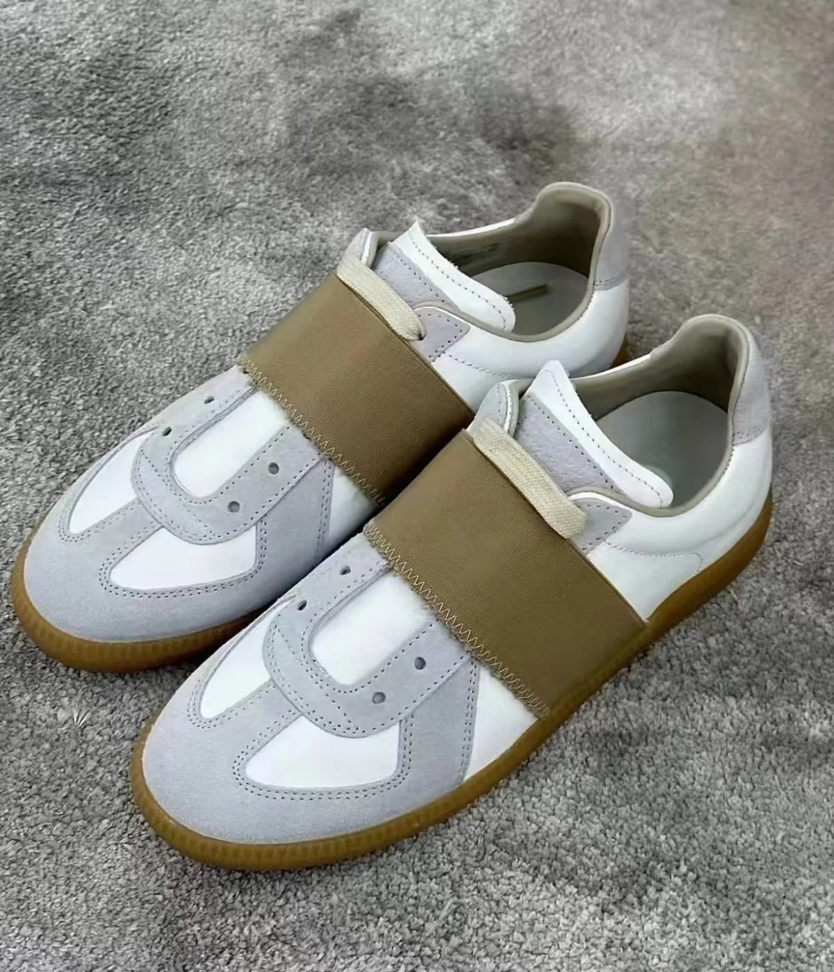 MJ Little White Shoes Whats App+86 18959094650