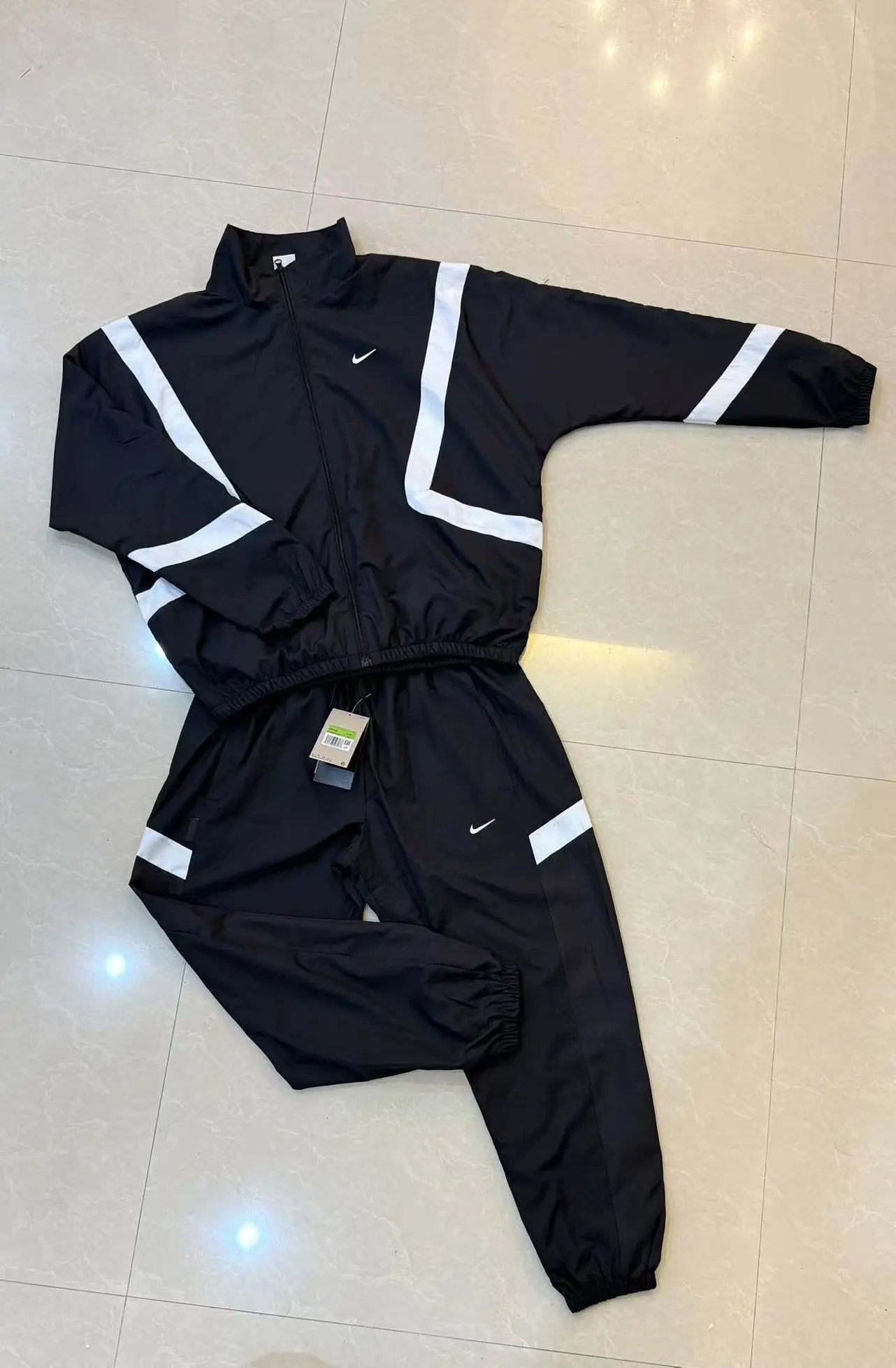 NI Black and White Set