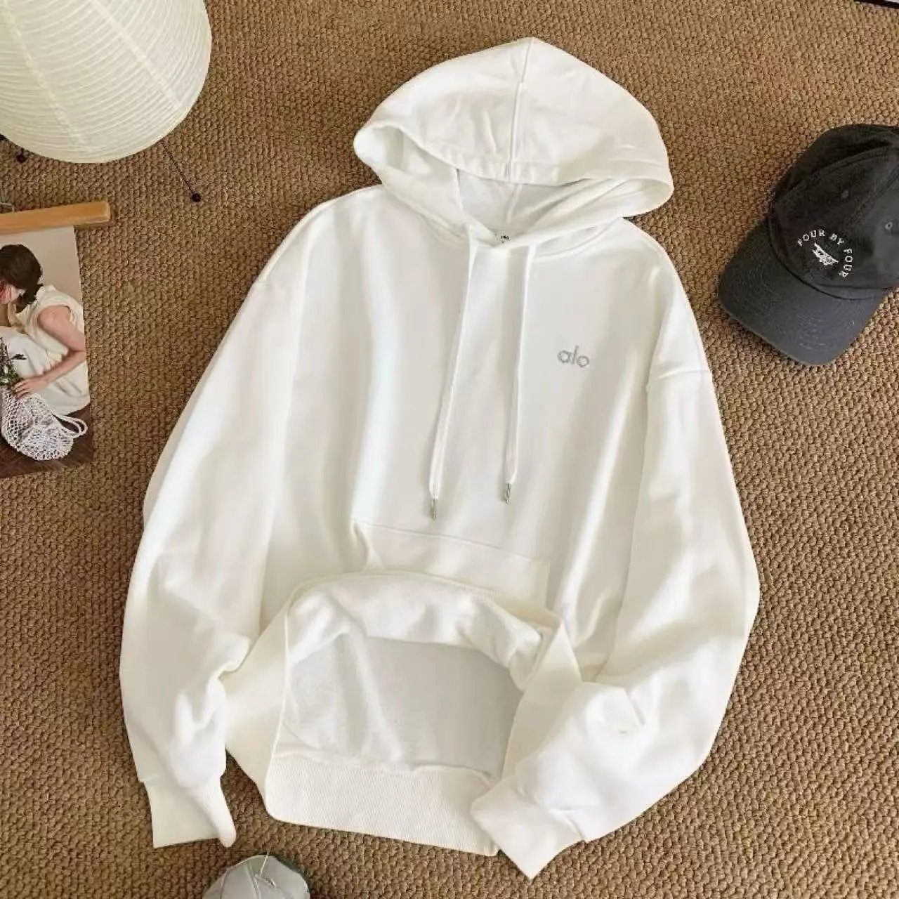 Alo Yoga Hoodies & Sweatshirts Zip-Up Hooded Sweatshirt — White hoodie