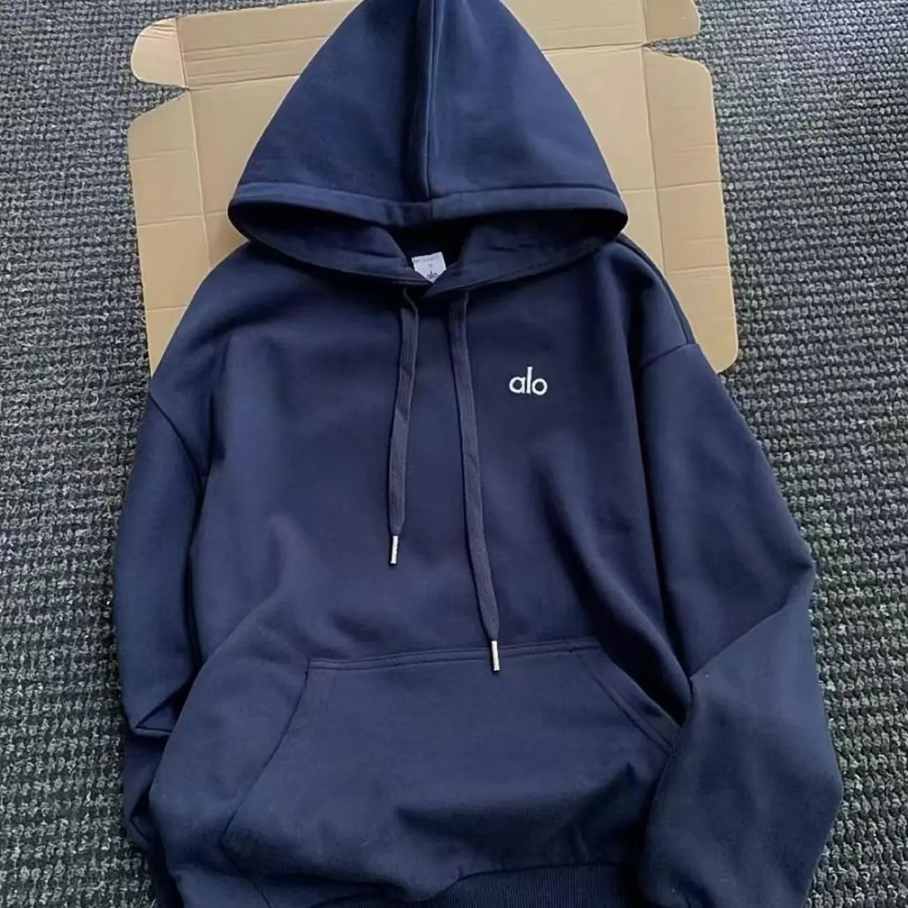 Alo Yoga Hoodies & Sweatshirts Zip-Up Hooded Sweatshirt — Purple hoodie