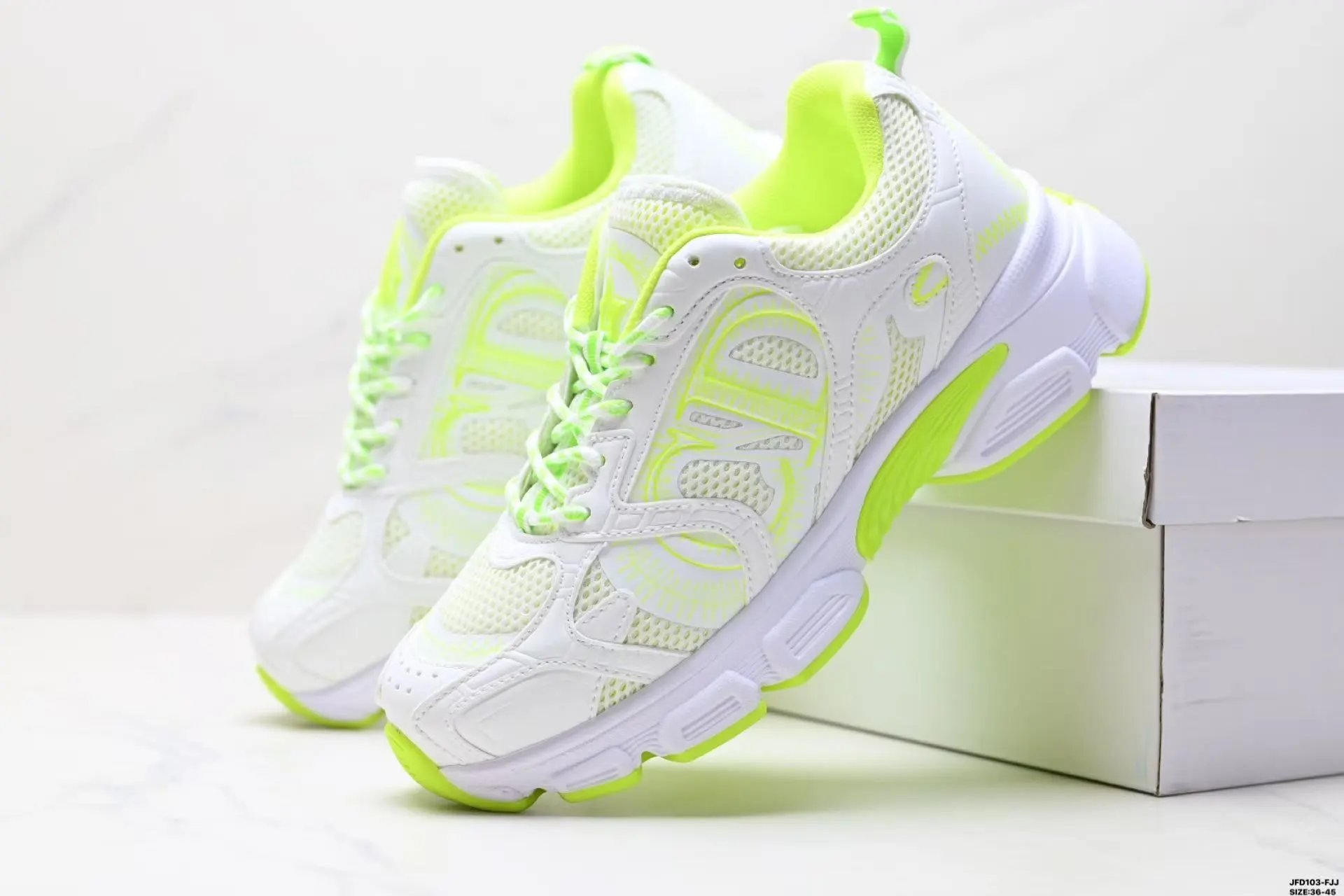Unbranded Sneakers Chunky Mesh Star-Graphic — 10