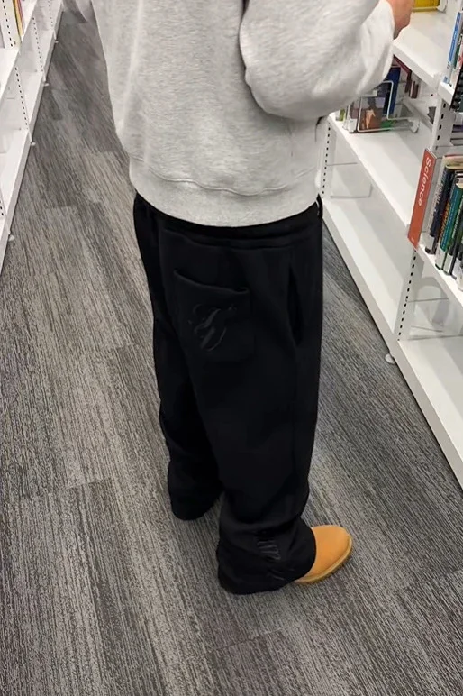 宽松阔腿裤子黑色