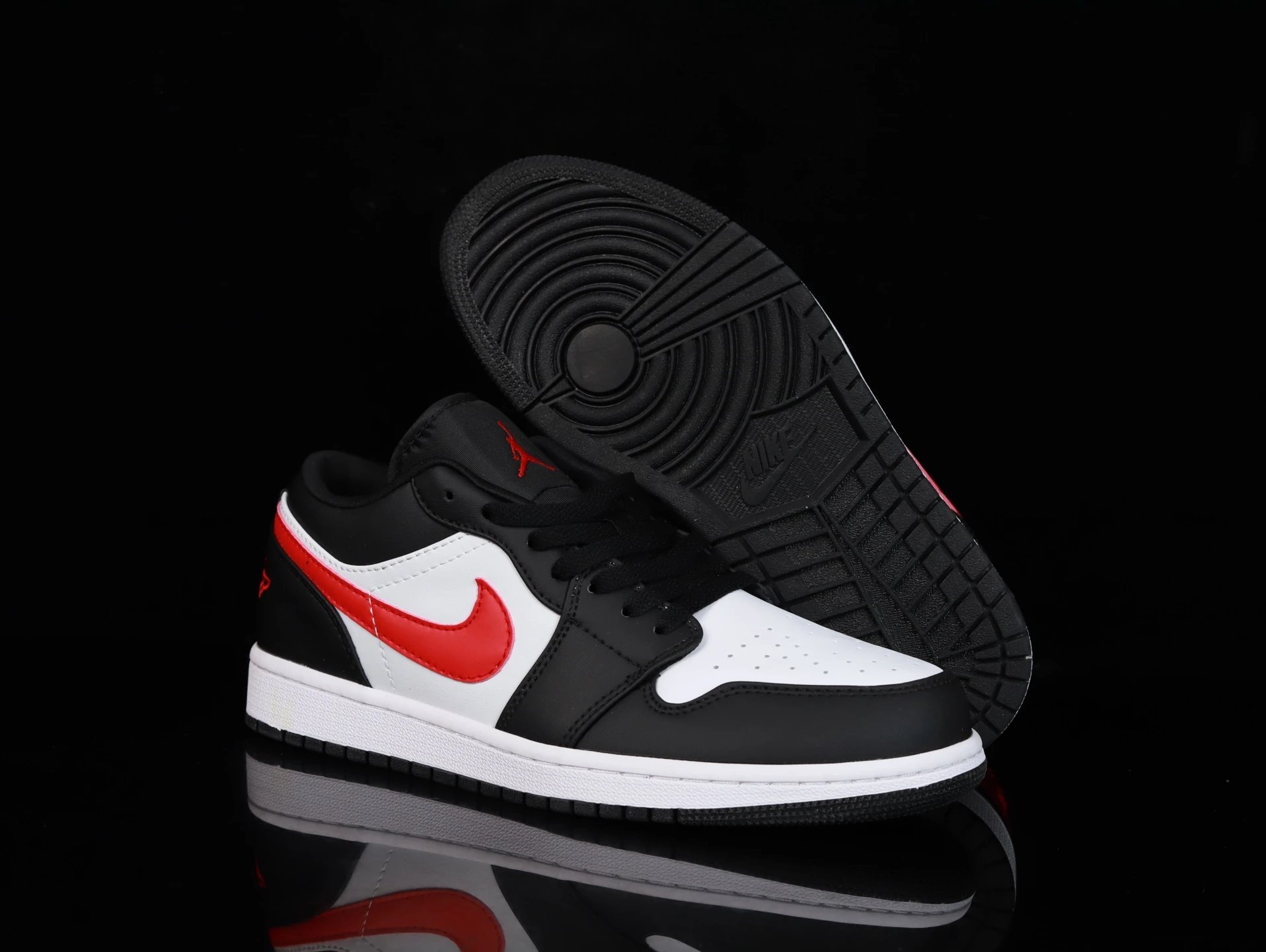 🔔【极速发货】【顶端品控】【TOP版本】AJ1低帮 Nike Air Jordan 1 Low 无原鞋不开发 原厂内置气垫魔块 A模大底 头层小牛皮 鞋舌AJ原厂专用牛津布+AJ专用反口珍珠布