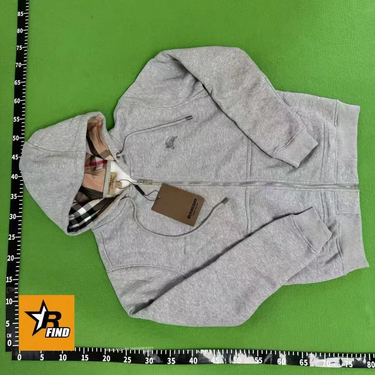 Bu plaid hoodie XS