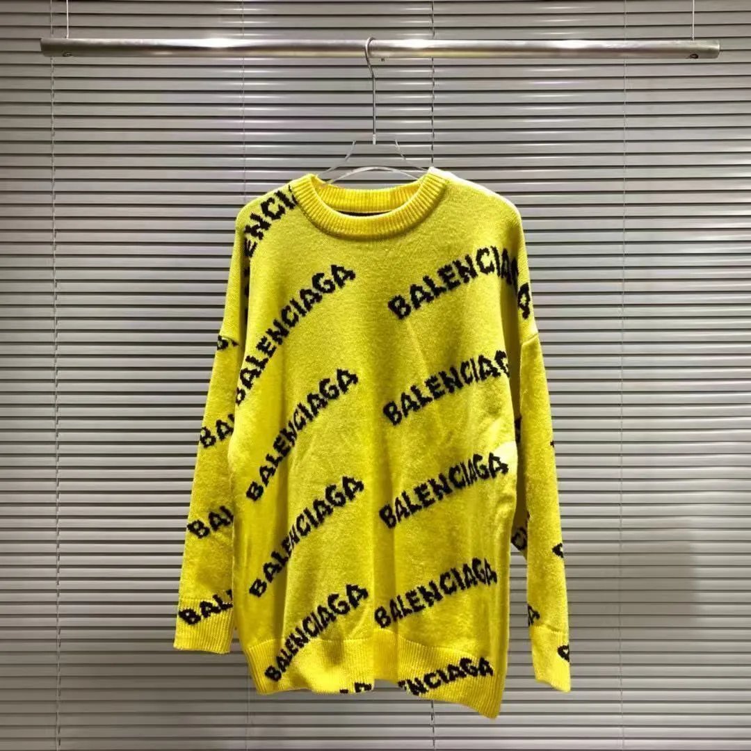 Balenciaga Knitwear Logo-print crewneck sweater — J-36