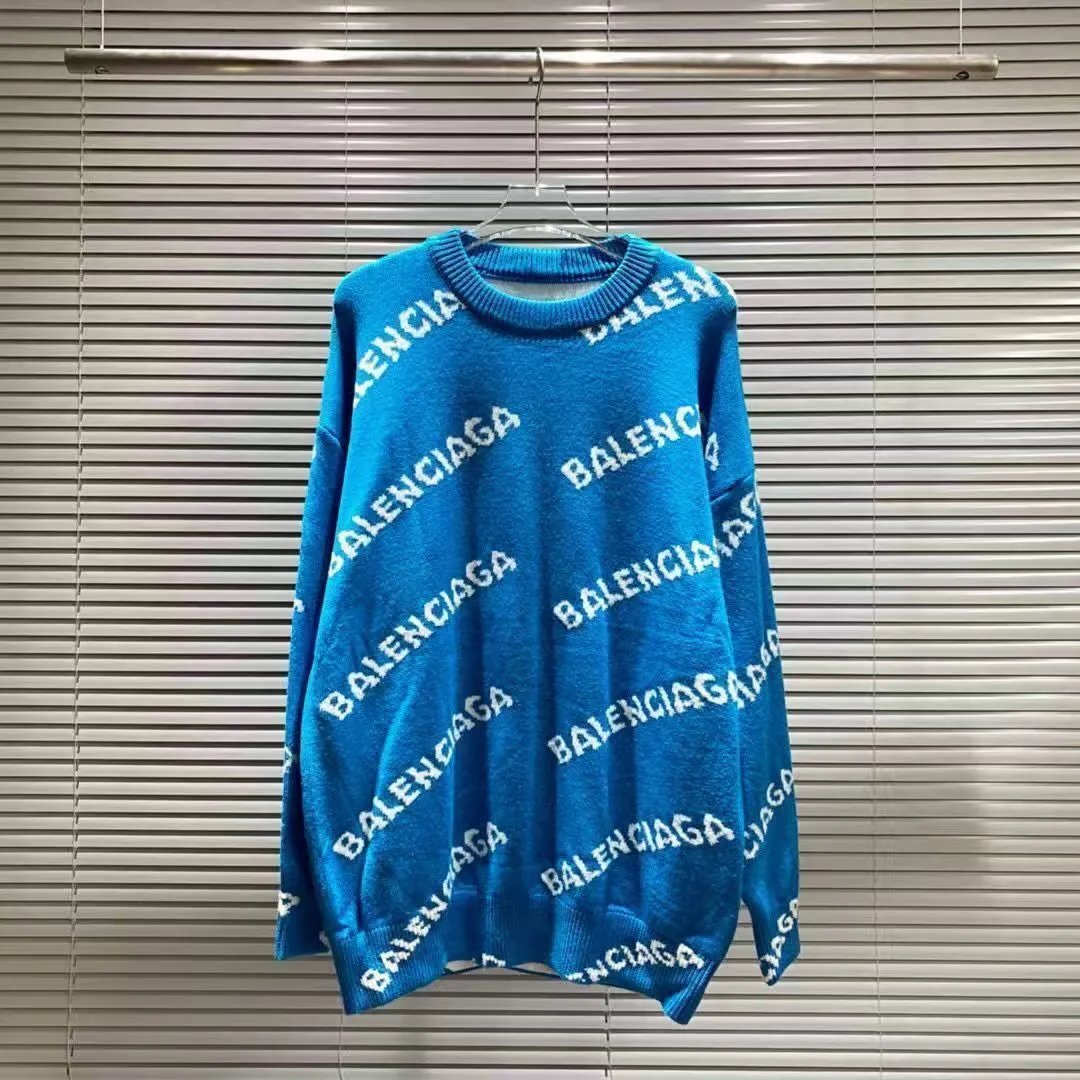 Balenciaga Knitwear Logo-print crewneck sweater — J-29