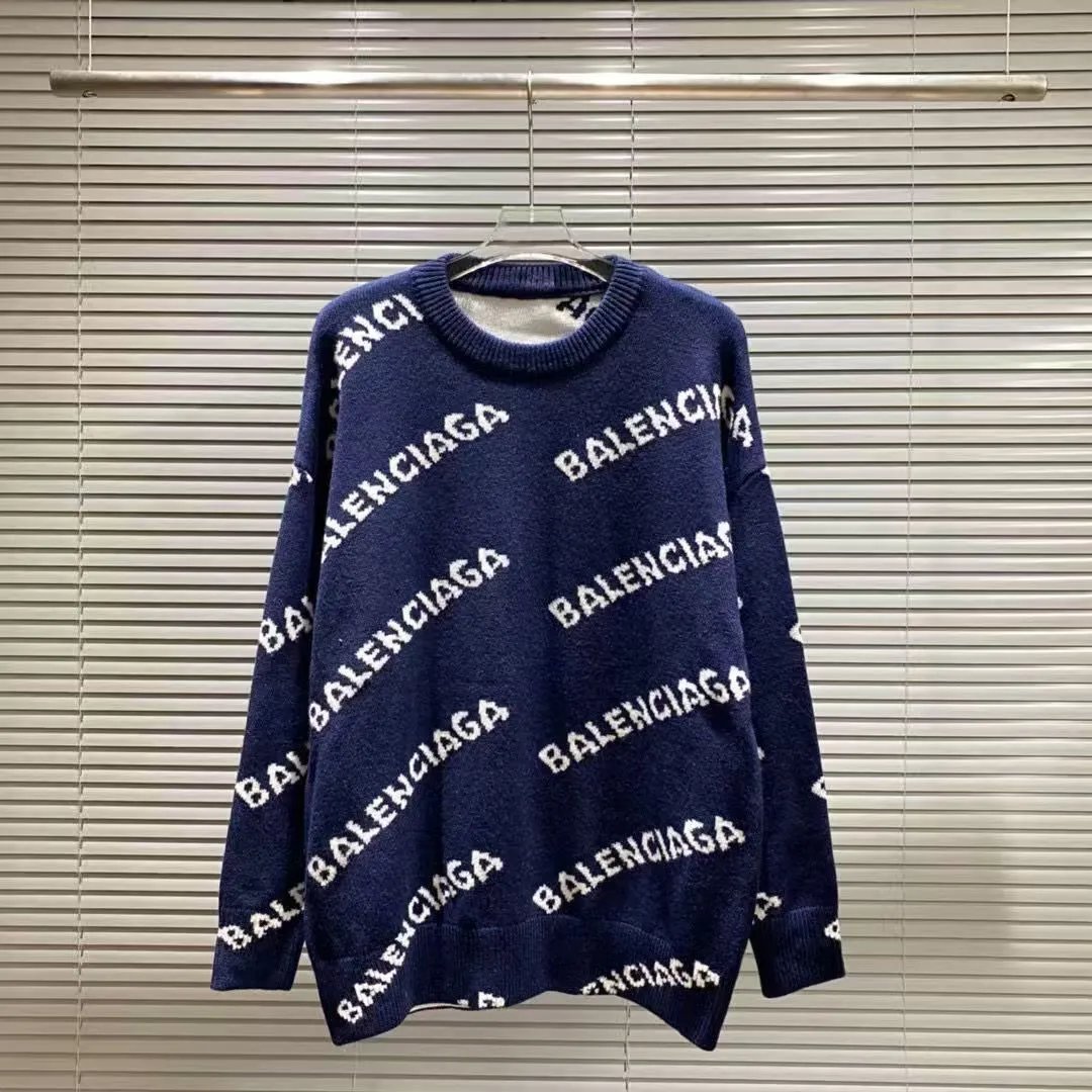 Balenciaga Knitwear Logo-print crewneck sweater — J-30