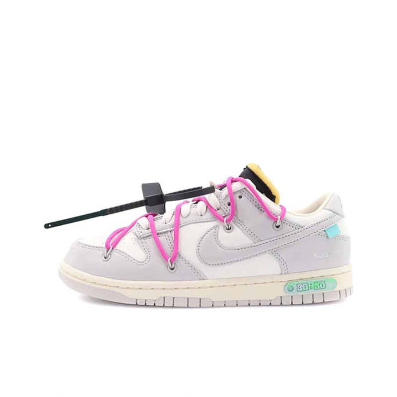 Fashionable and versatile sneakers