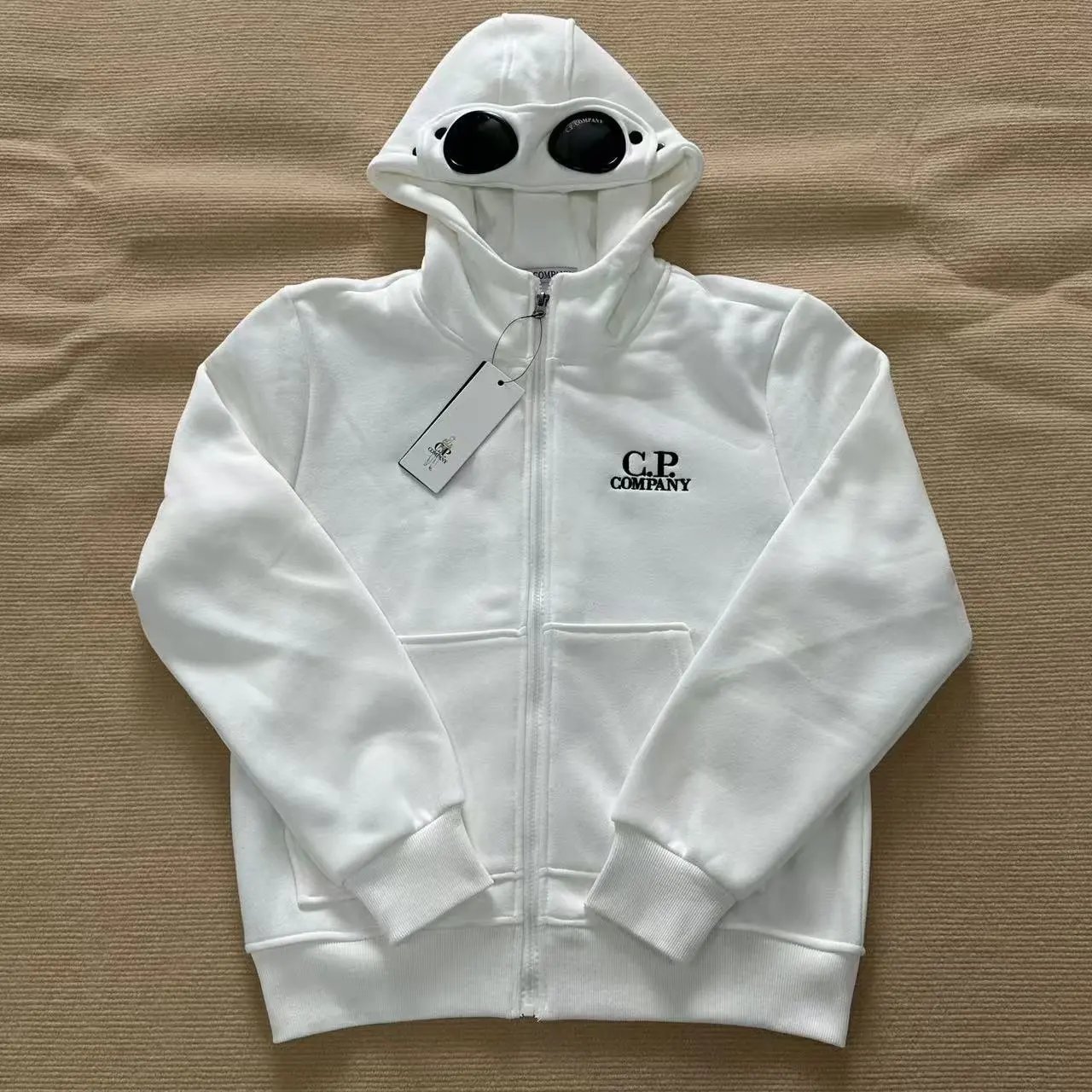 3961 White