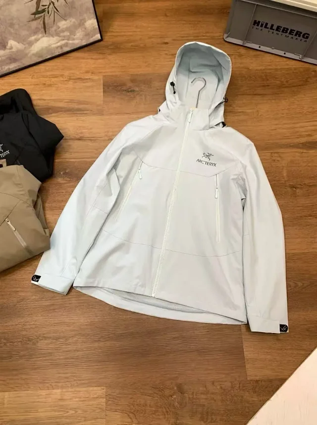 Arc'teryx Jackets Hooded zip-front outdoor jacket product detail image 9