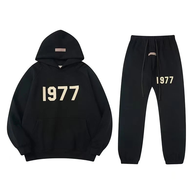 ESSENTIALS 1977-All Black