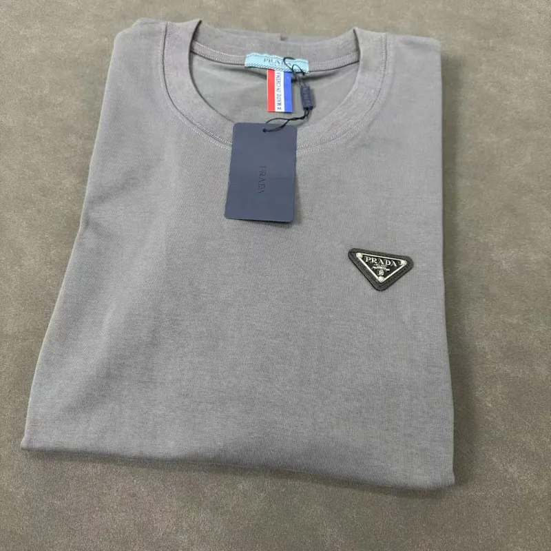 Prada - Gray