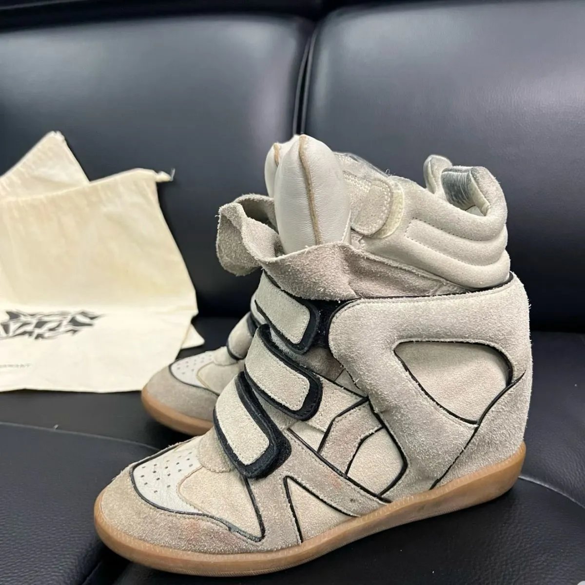 Off-White