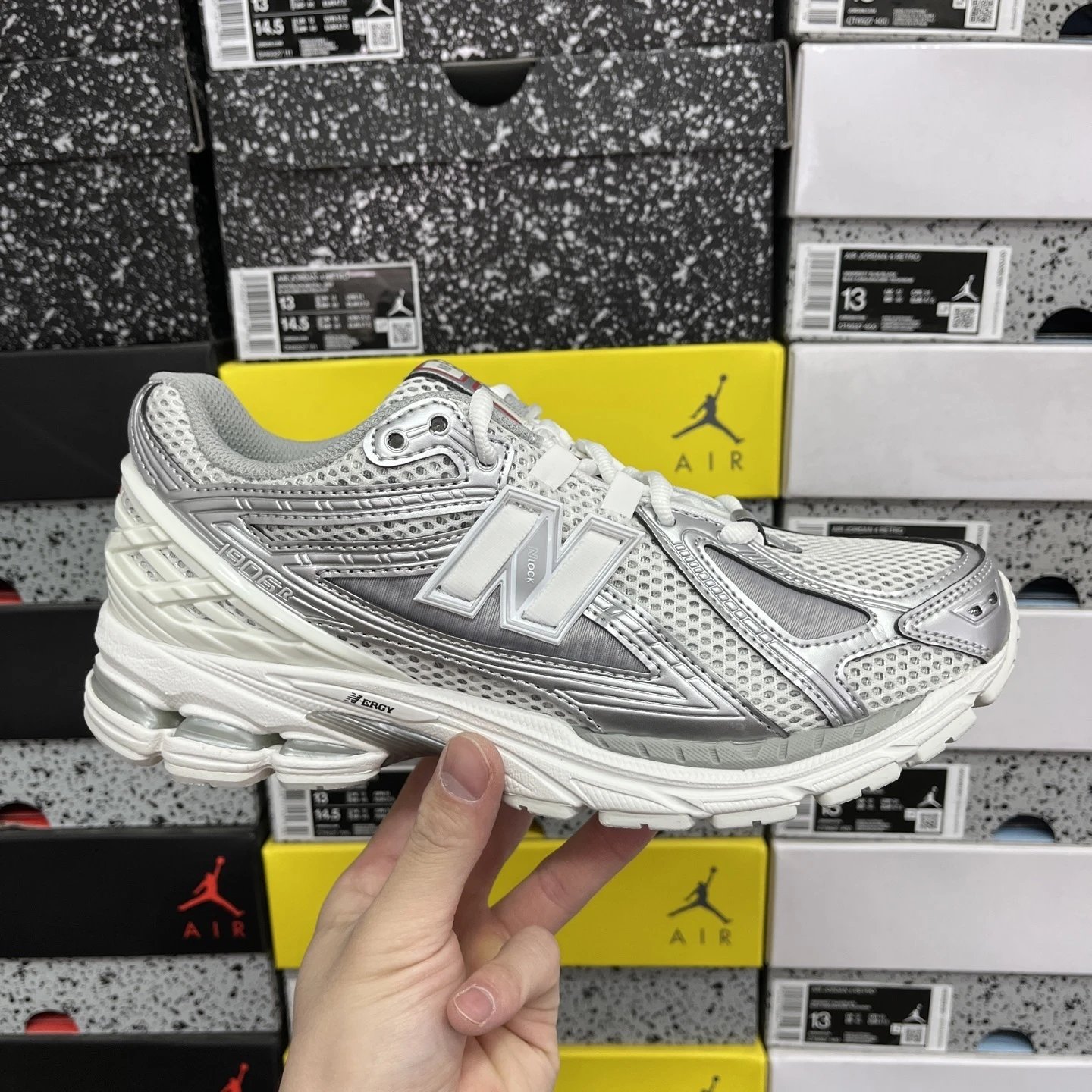 SK01-03287