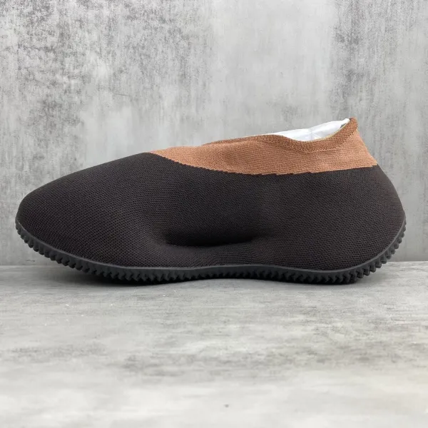 Adidas Yeezy Slide Brown/Black Casual Slippers - 1