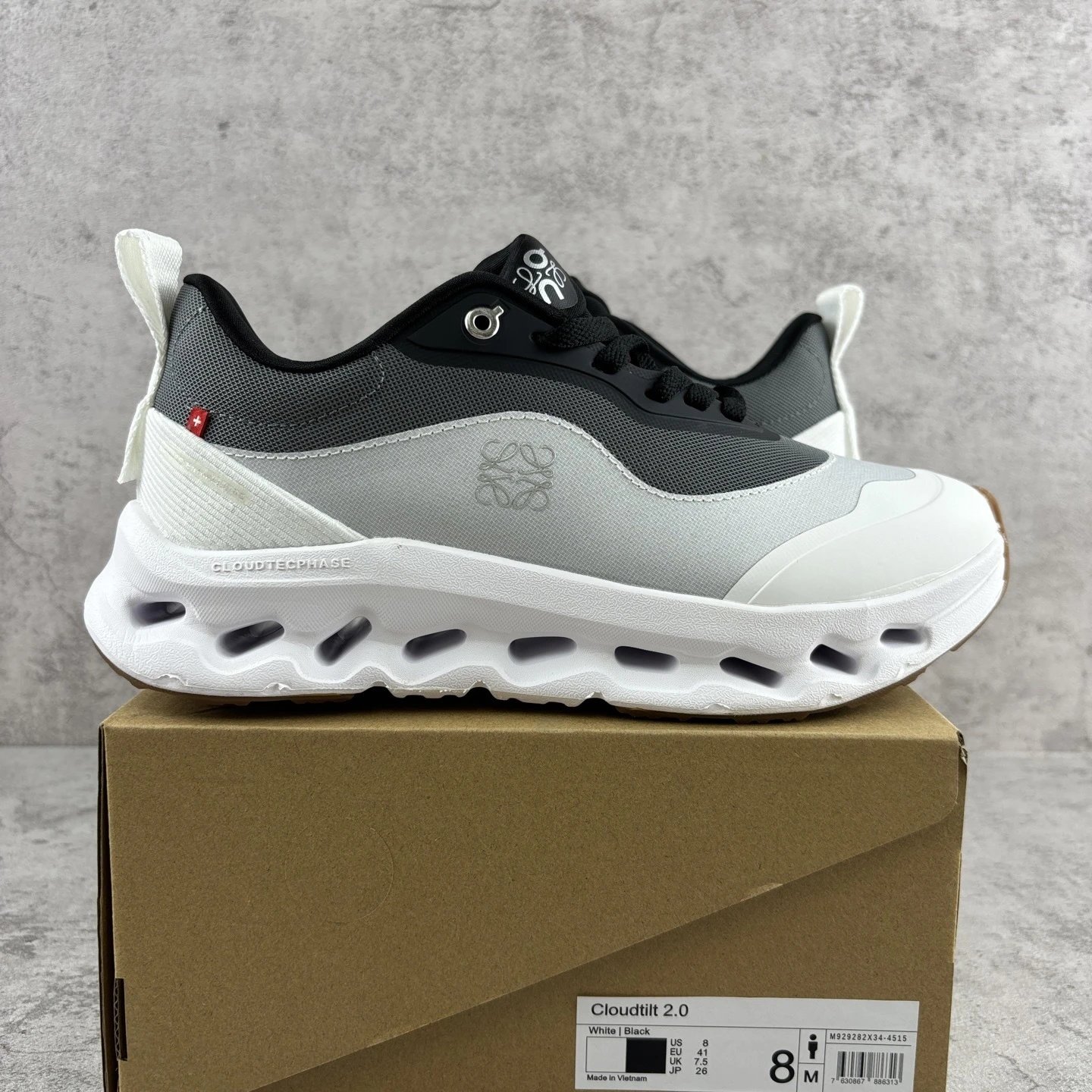 SK01-03826