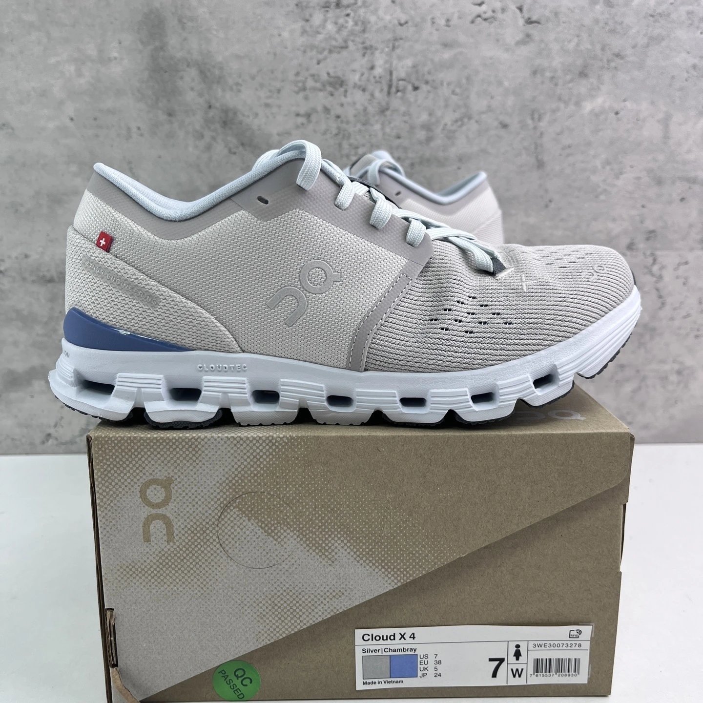 SK01-03832
