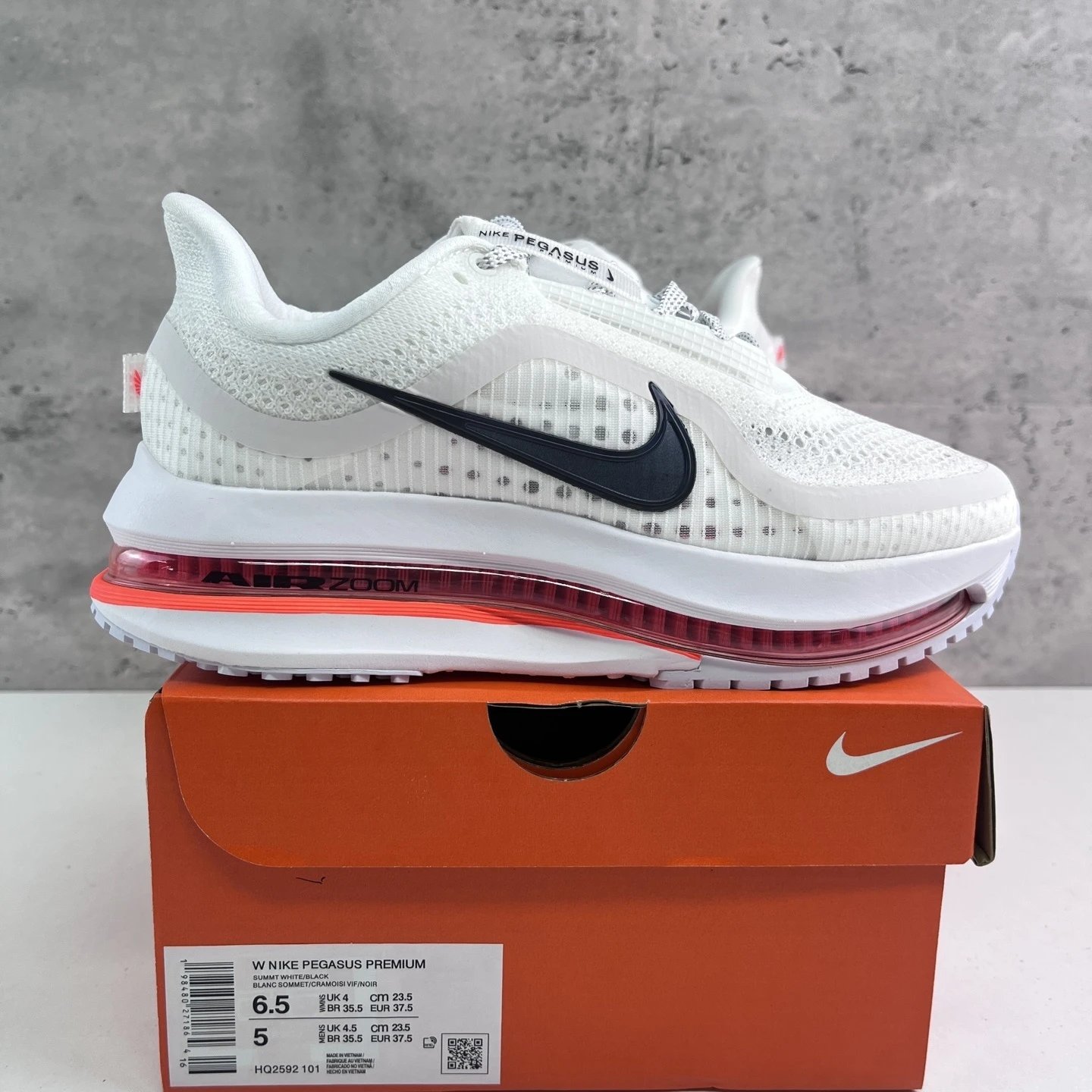Nike Pegasus Premium Summit White / Black Running Shoes