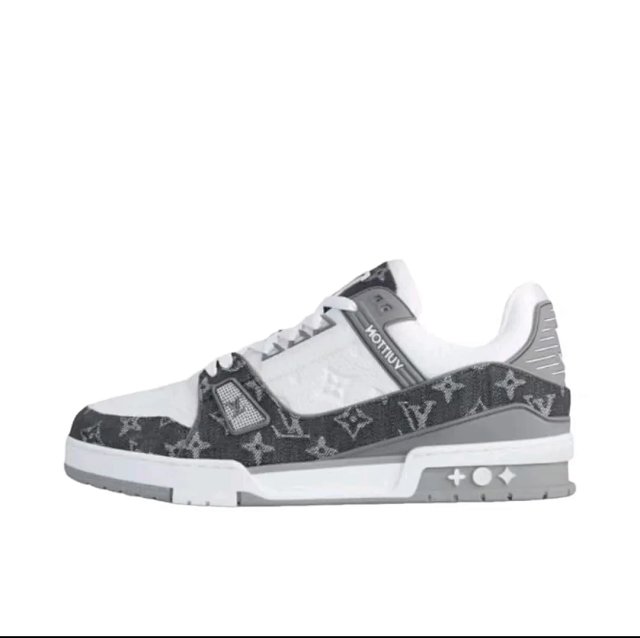 LV LOUIS VUITTON Trainer Shoes: seller detail photo 6