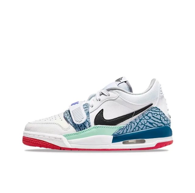 Jordan Legacy 312 Shoes: seller detail photo 2