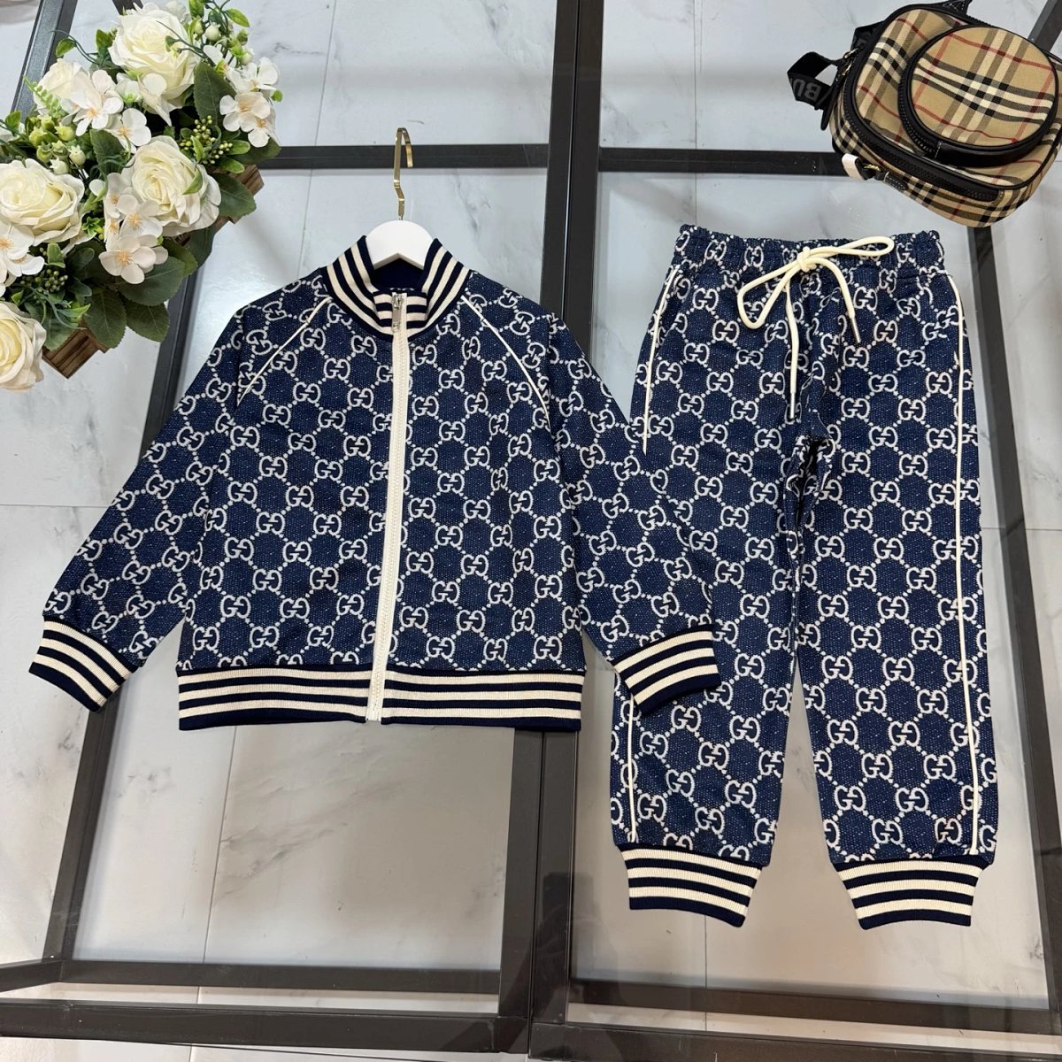 Gucci GG Monogram Burgundy Tracksuit Set product detail 2 in Litbuy spreadsheet finds