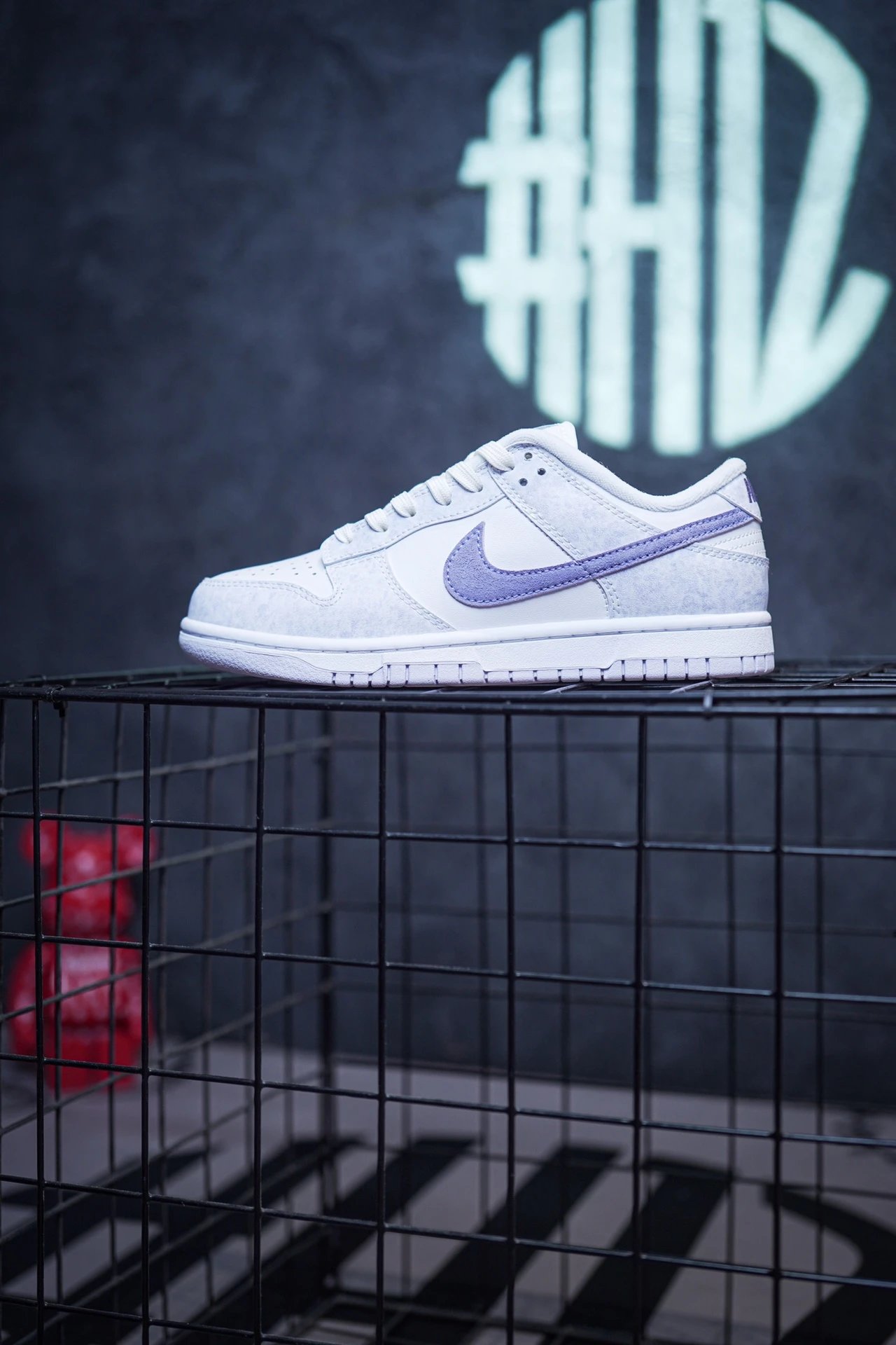 Nike Dunk Low Sneakers