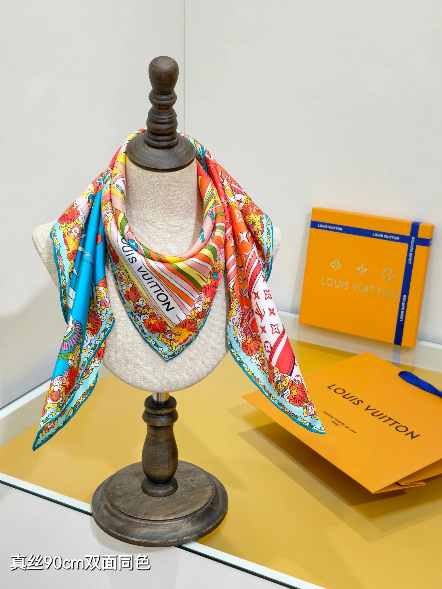 Louis Vuitton scarf