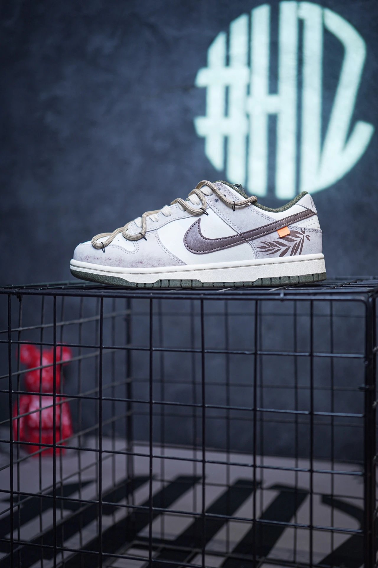 Nike Dunk Low Sneakers