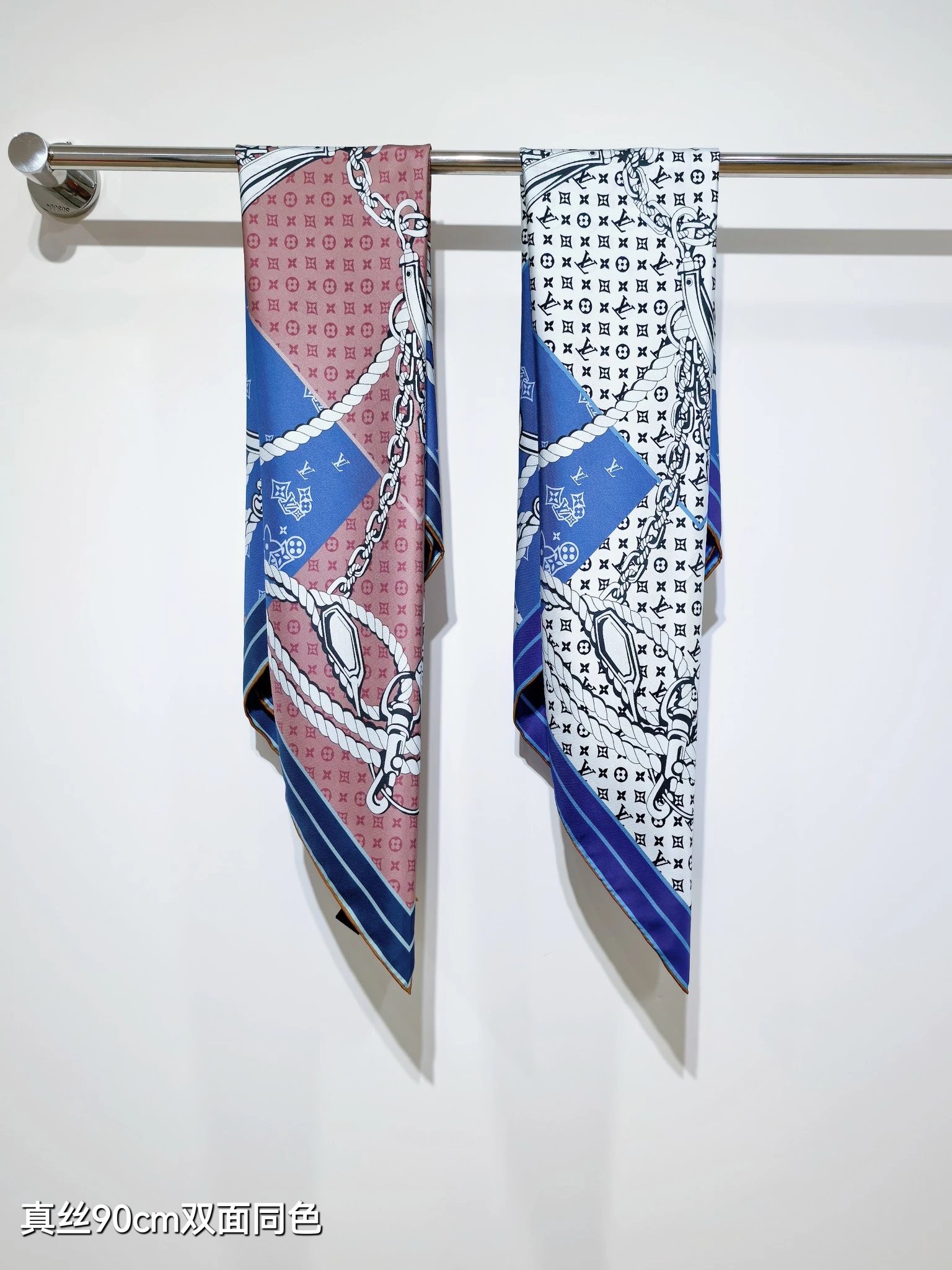 Louis Vuitton scarf