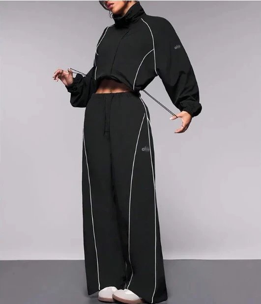 Design Two-Piece Set Black and White Contrast Sporty Crop Top and Skort - 13
