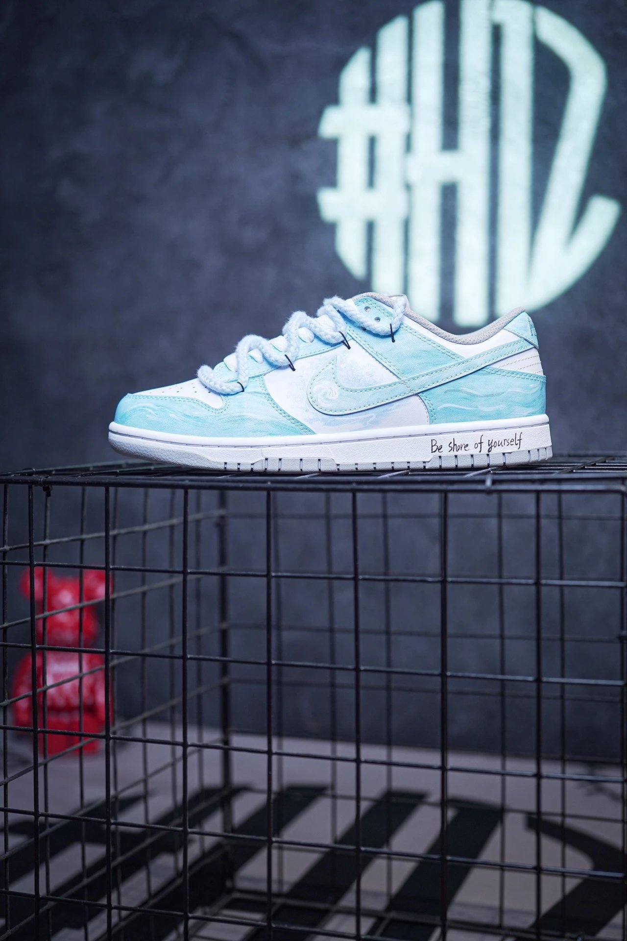 Nike Dunk Low Sneakers