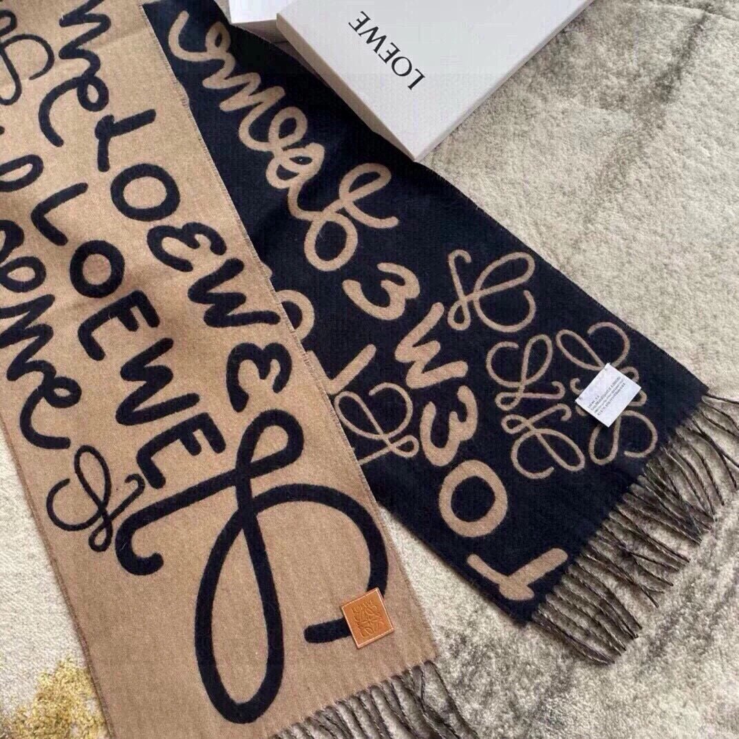 LOEWE graffiti doubl