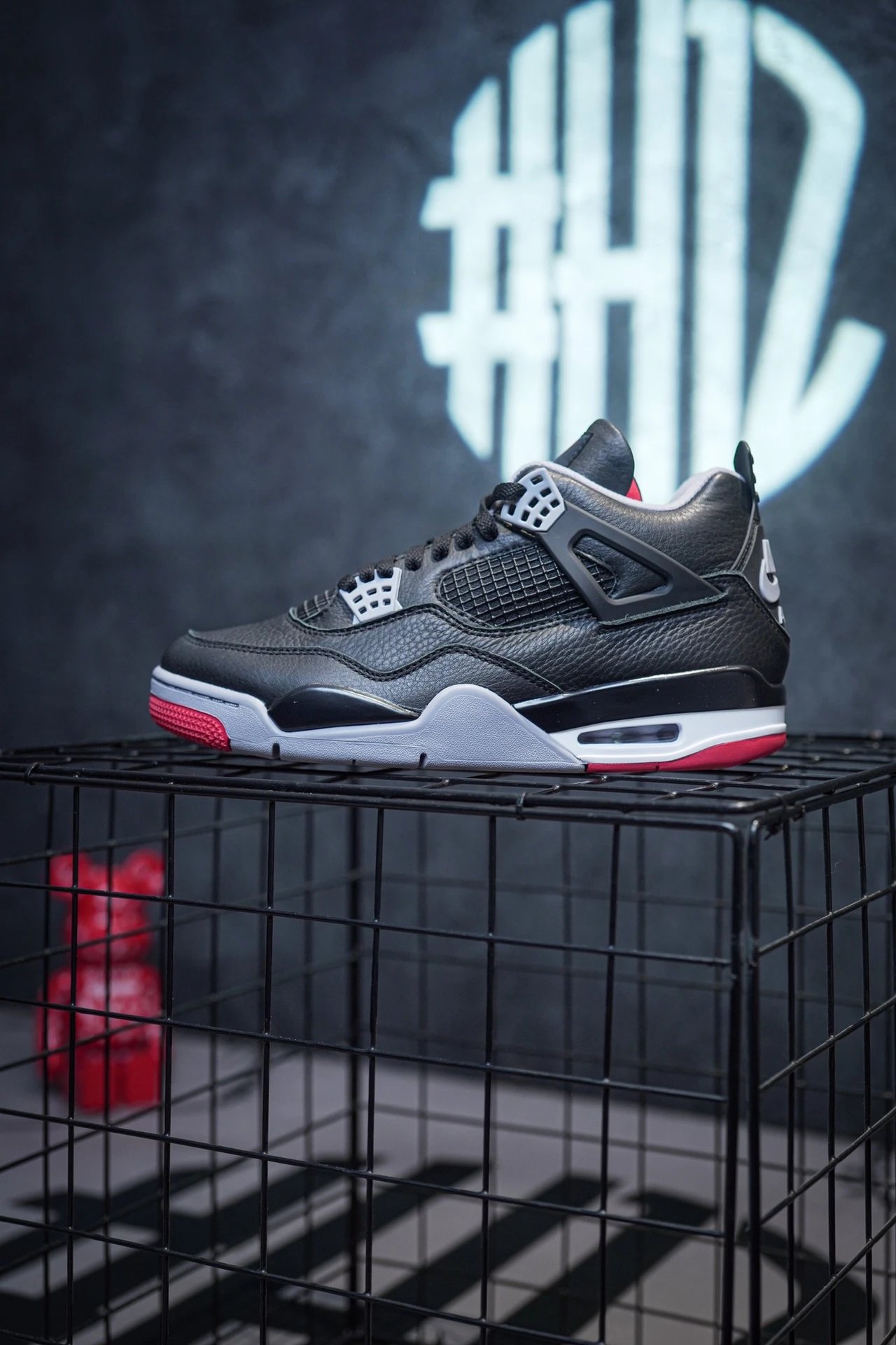 Air Jordan 4 'Bred Reimagined' black and red leather 2024