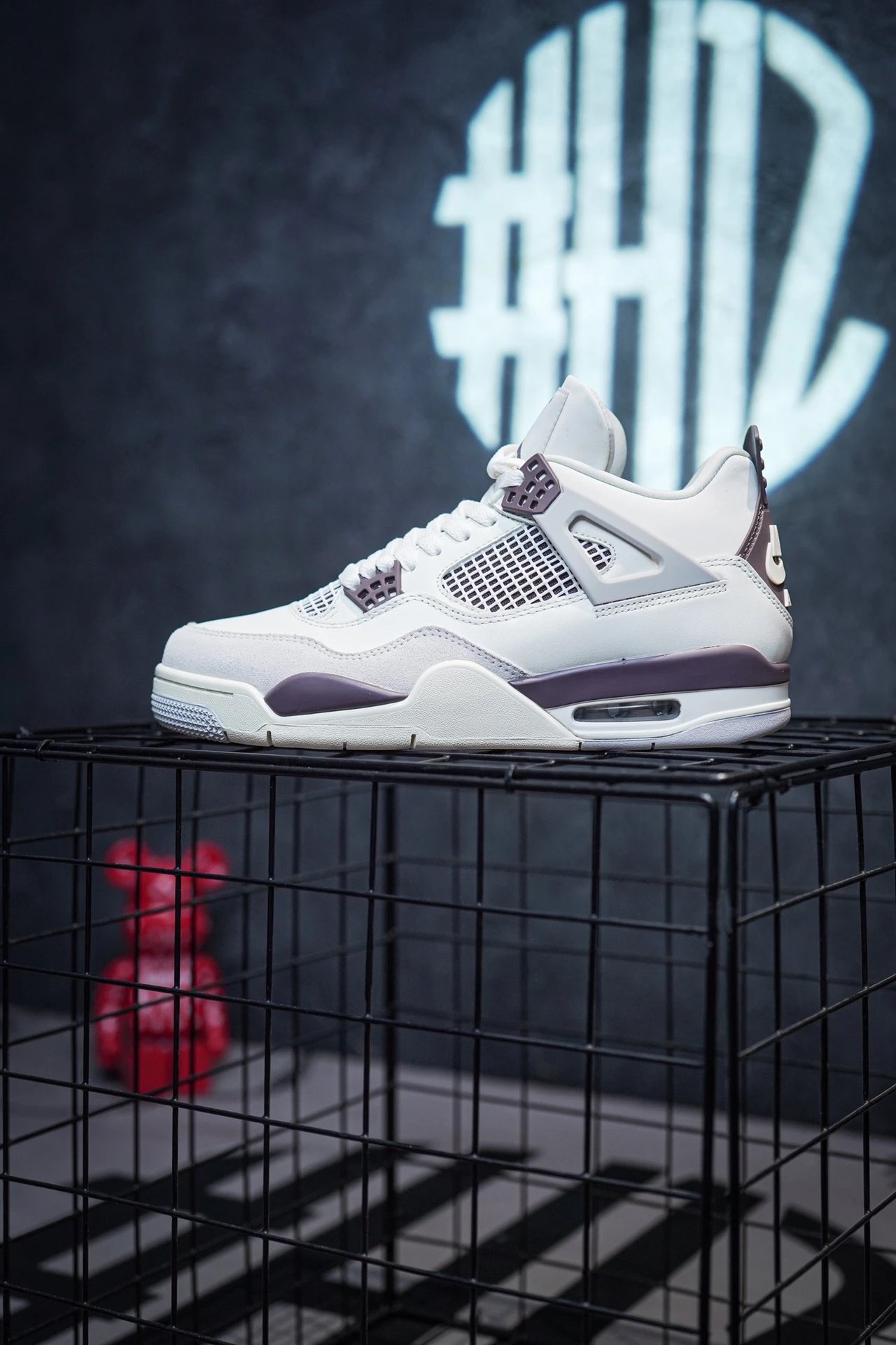 Air Jordan 4 White B