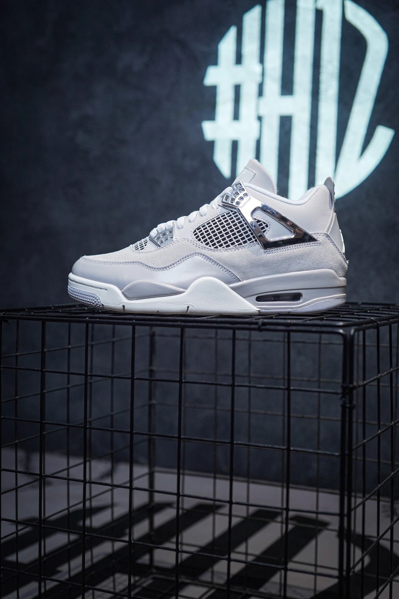 Air Jordan 4 "Light Iron Ore" Liquid Silver