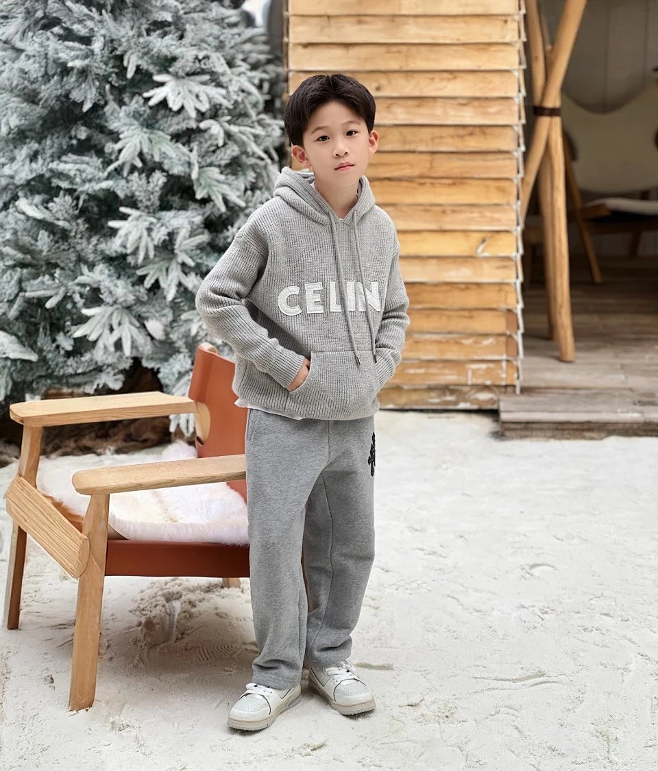 Celine Knit Hoodie Gray with Logo and Matching Sweatpants Set product detail 2 in Litbuy spreadsheet finds